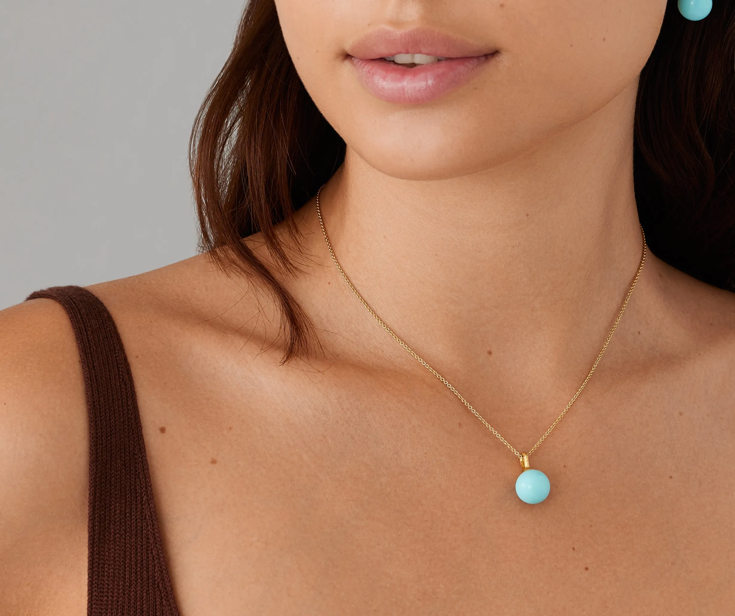 18K Yellow Gold Turquoise Pendant Necklace