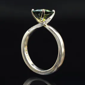 Emerald Engagement Twist Ring Tourmaline