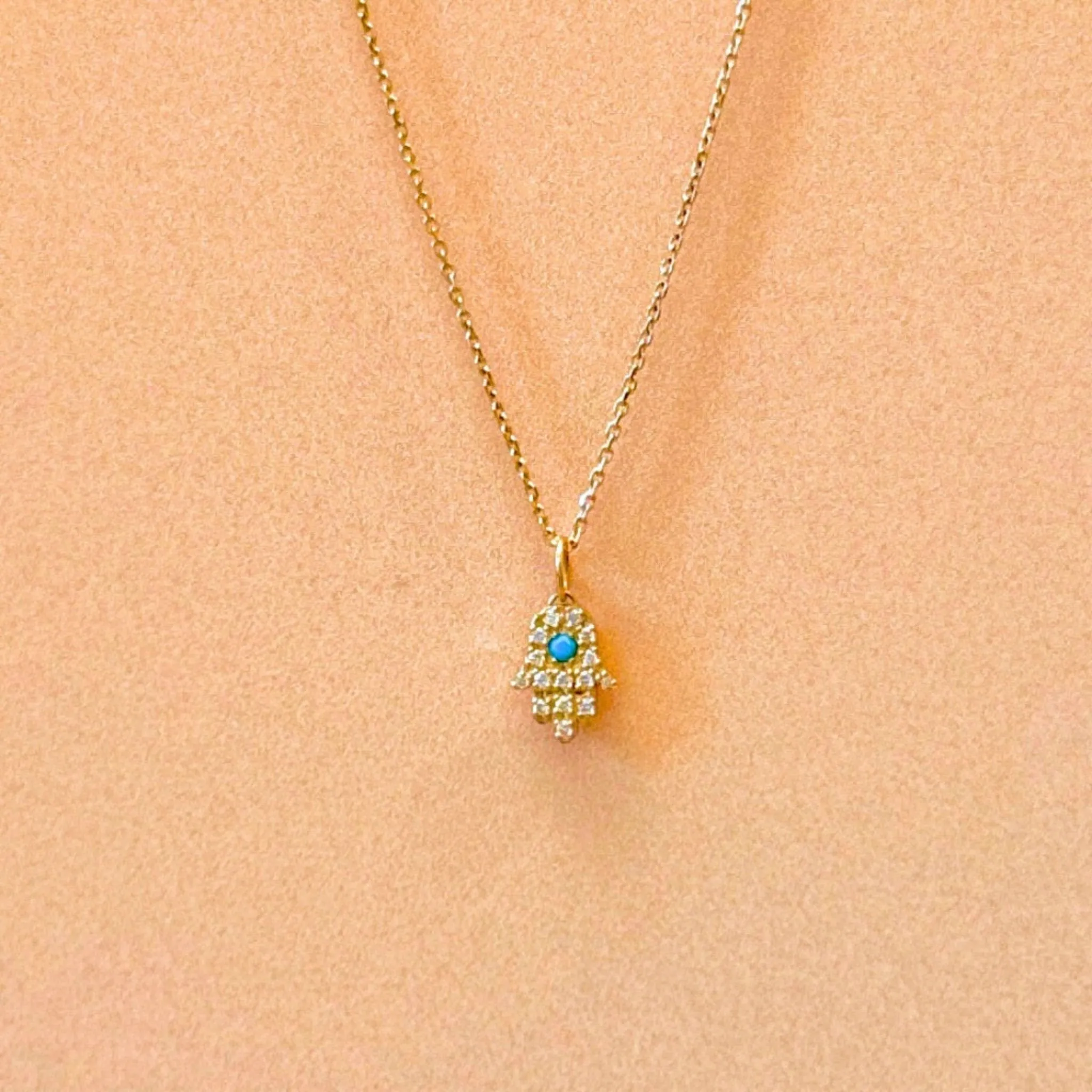 Hamsa Pendant in Diamond and Turquoise