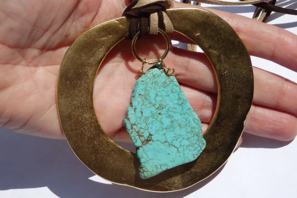 LEATHER STATEMENT NECKLACE
