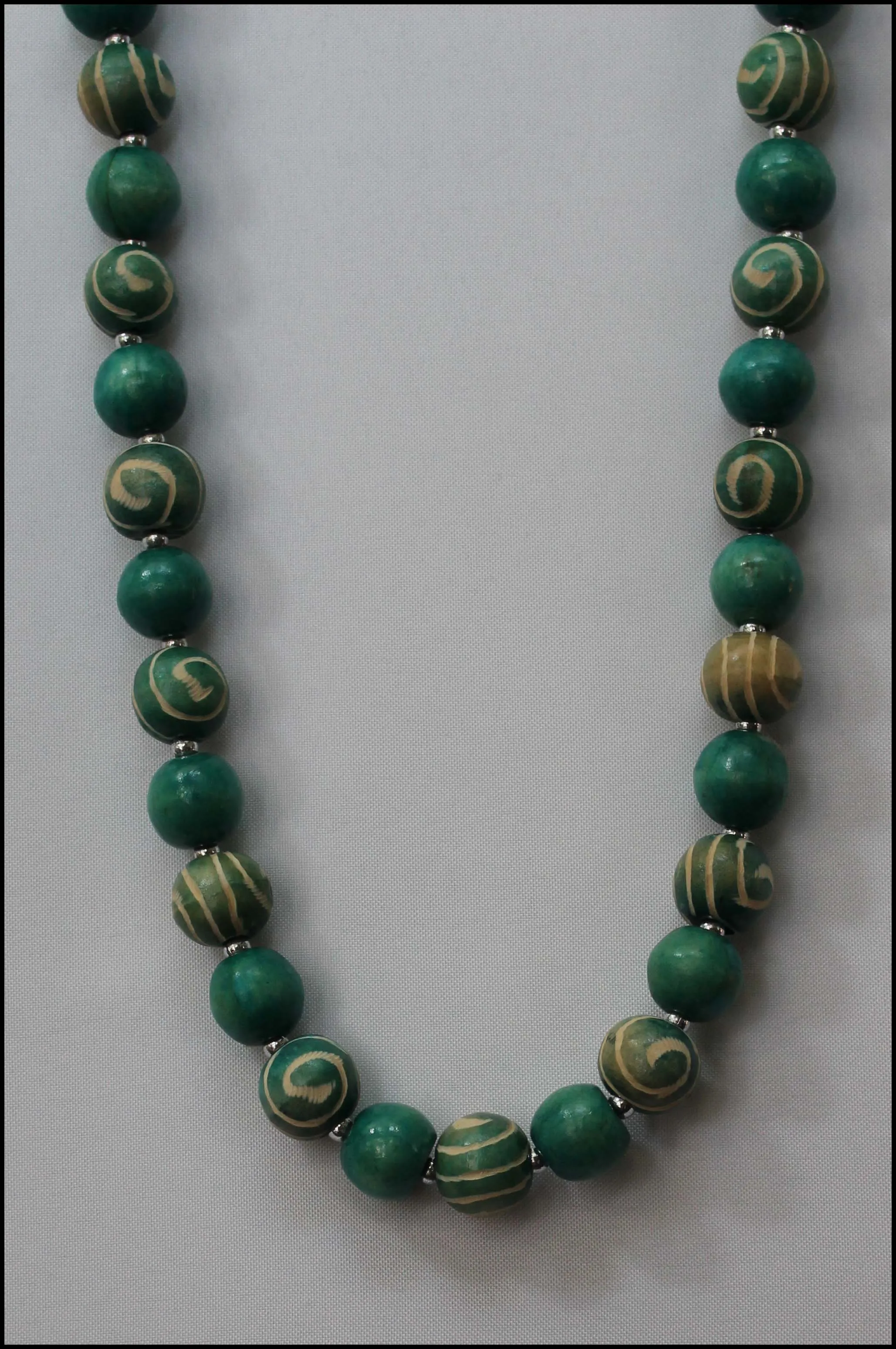 Wood Swirled Bead Necklace
