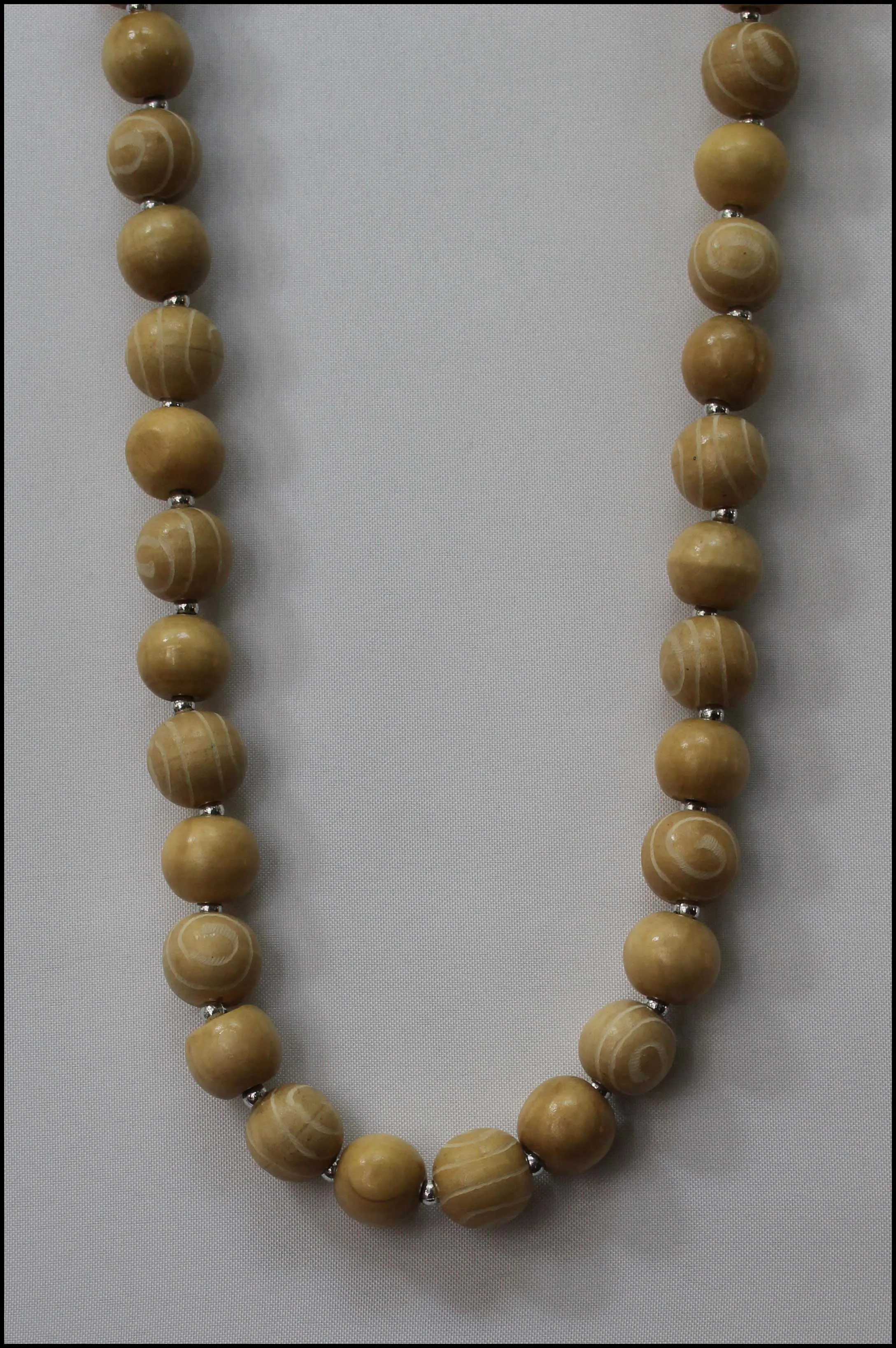 Wood Swirled Bead Necklace
